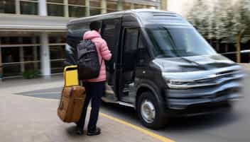 Discover insider tips for Cancun travel: from airport transfers to Maya Train connections